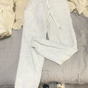 Lululemon Gray Fleece Joggers Size 0